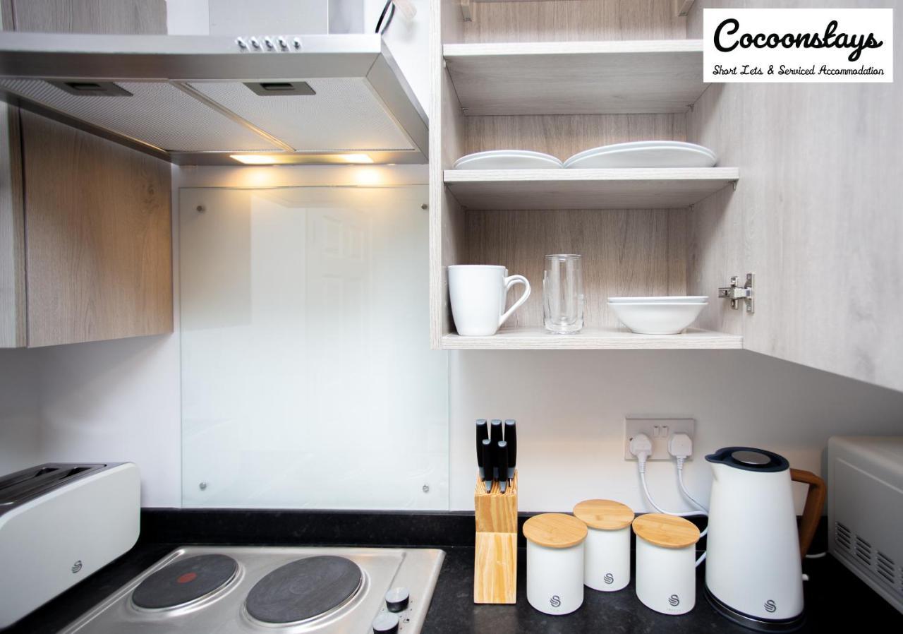 Cocooonstays Short Lets & Accommodation Slough Ngoại thất bức ảnh