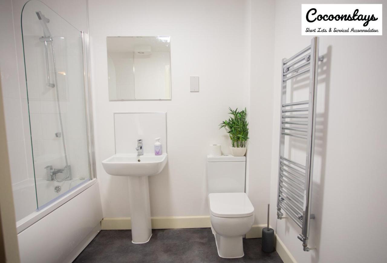 Cocooonstays Short Lets & Accommodation Slough Ngoại thất bức ảnh